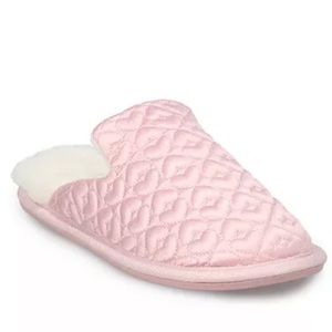 LC Lauren Conrad Silk pink Heart slippers Size 8/9